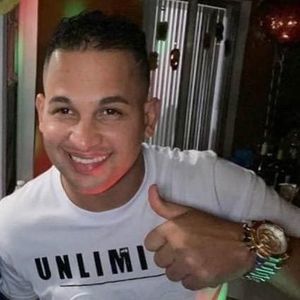 Meet your Posher, Lazaro gonzalez